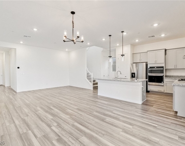 11828 Black Canary Avenue - Photo Thumbnail 2