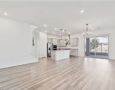 11828 Black Canary Avenue - Photo Thumbnail 1