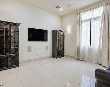 7434 Yonie Court - Photo Thumbnail 23