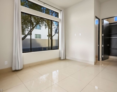 7434 Yonie Court - Photo Thumbnail 16