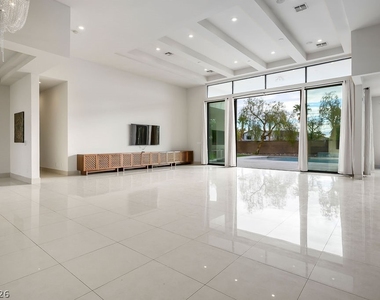 7434 Yonie Court - Photo Thumbnail 6