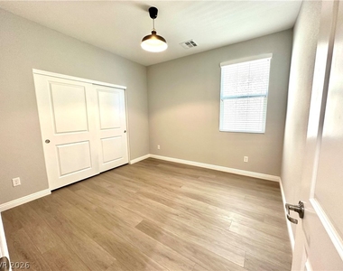 3092 Collodi Court - Photo Thumbnail 7