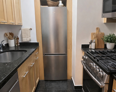 Largest Studio in the Building - 5 Incredible Closets East 79th Street - Photo Thumbnail 1