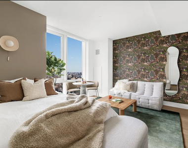 Ashland Place - Photo Thumbnail 1