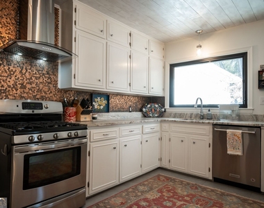 119 Fortson Circle - Photo Thumbnail 6