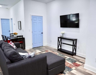 1455 Jonesboro Road - Photo Thumbnail 1