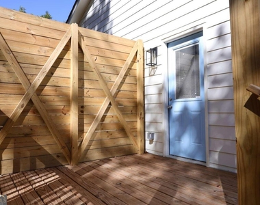 1455 Jonesboro Road - Photo Thumbnail 4