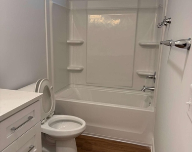 117 Longpoint Drive - Photo Thumbnail 16