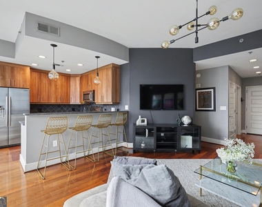 1080 Peachtree Street Ne - Photo Thumbnail 6