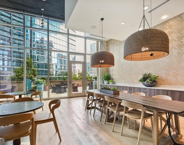 1080 Peachtree Street Ne - Photo Thumbnail 32