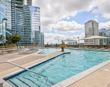 1080 Peachtree Street Ne - Photo Thumbnail 18