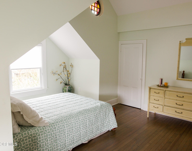 511 Asbury Avenue - Photo Thumbnail 42