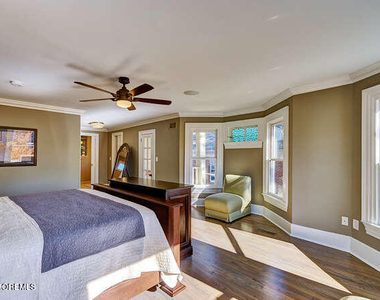 511 Asbury Avenue - Photo Thumbnail 22