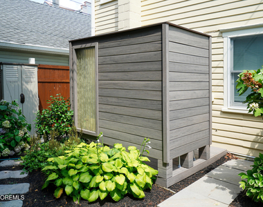 511 Asbury Avenue - Photo Thumbnail 38