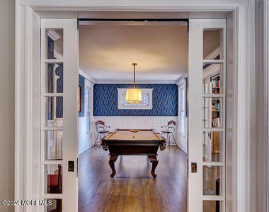 511 Asbury Avenue - Photo Thumbnail 15