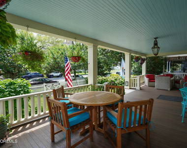 511 Asbury Avenue - Photo Thumbnail 3