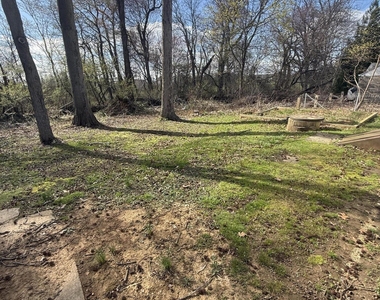 33 Weaverville Road - Photo Thumbnail 10