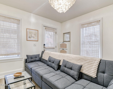 132 Heck Avenue - Photo Thumbnail 5