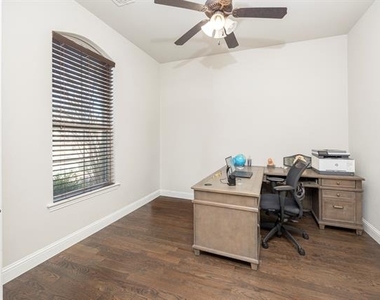 359 Timber Creek Lane - Photo Thumbnail 4
