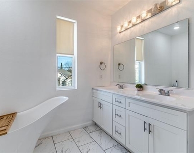 3121 Rutz Street - Photo Thumbnail 16