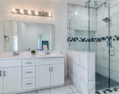 3121 Rutz Street - Photo Thumbnail 15