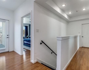 3121 Rutz Street - Photo Thumbnail 12