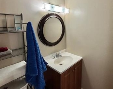 4618 Eastside Avenue - Photo Thumbnail 4
