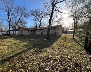 1361 Shady Lane - Photo Thumbnail 24