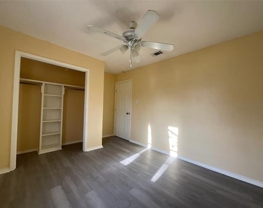 1361 Shady Lane - Photo Thumbnail 22