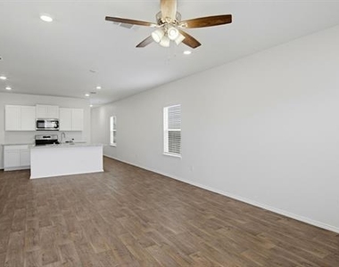 15619 Garam Trail - Photo Thumbnail 4