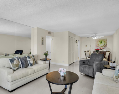 405 N Ocean Boulevard - Photo Thumbnail 11