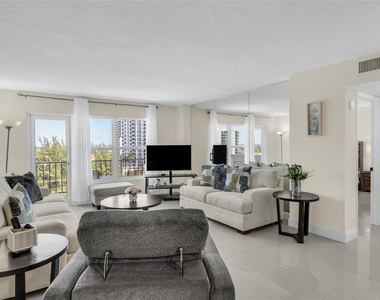 405 N Ocean Boulevard - Photo Thumbnail 10
