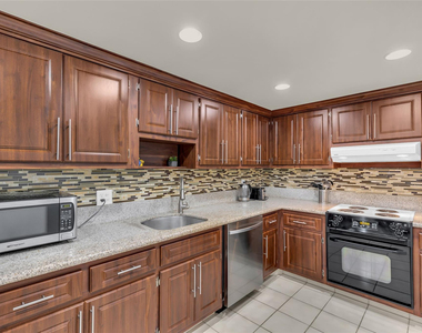 405 N Ocean Boulevard - Photo Thumbnail 16