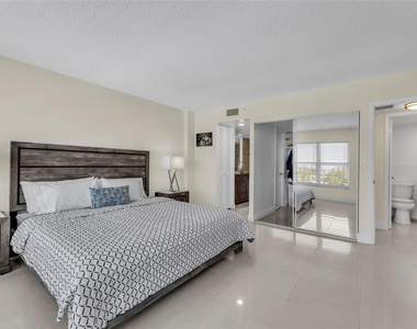 405 N Ocean Boulevard - Photo Thumbnail 4
