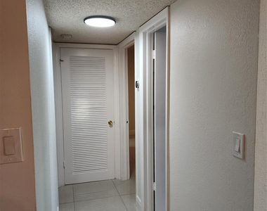 5140 Sw 40th Avenue - Photo Thumbnail 4