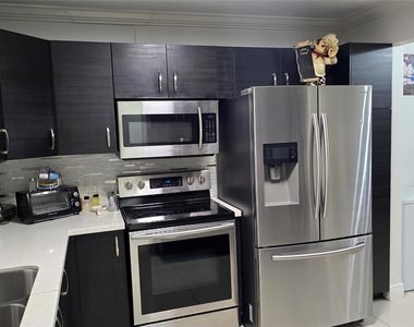 5140 Sw 40th Avenue - Photo Thumbnail 1