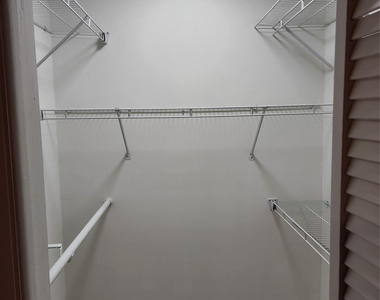 5140 Sw 40th Avenue - Photo Thumbnail 10
