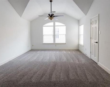 4525 W University Boulevard - Photo Thumbnail 15