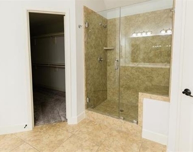 4525 W University Boulevard - Photo Thumbnail 17