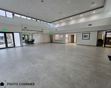 1301 River Reach Drive - Photo Thumbnail 16