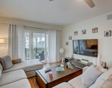 2990 Ne 16th Avenue - Photo Thumbnail 8