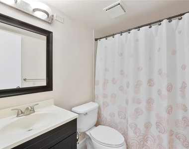 6519 Coral Lake Drive - Photo Thumbnail 6