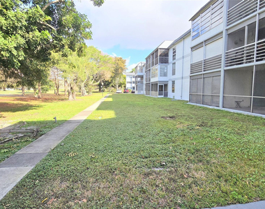 8421 Lagos De Campo Boulevard - Photo Thumbnail 24