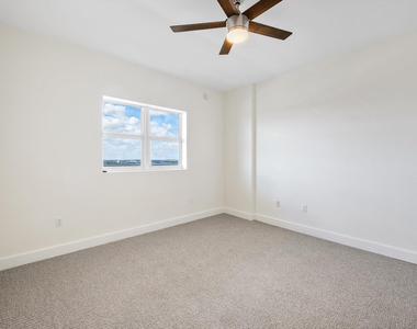 15051 Royal Oaks Lane - Photo Thumbnail 15
