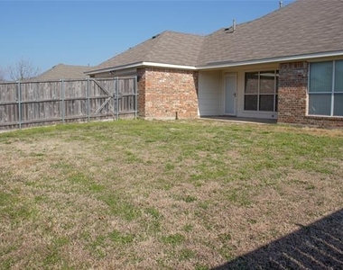 10305 Bent Tree Drive - Photo Thumbnail 19