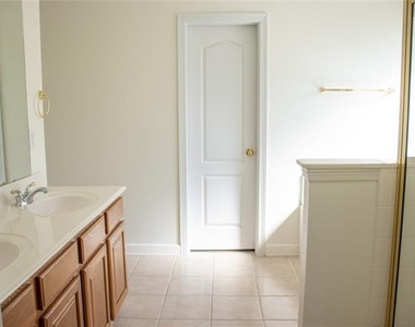 10305 Bent Tree Drive - Photo Thumbnail 13