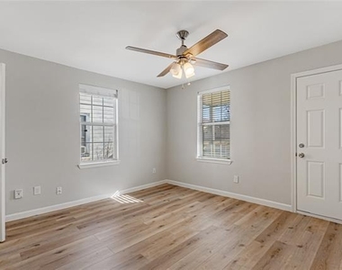 1123 W Morgan Street - Photo Thumbnail 21