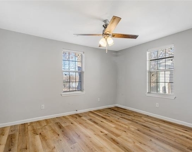 1123 W Morgan Street - Photo Thumbnail 23