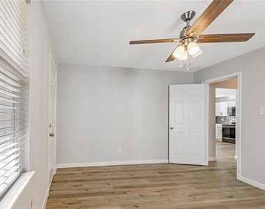 1123 W Morgan Street - Photo Thumbnail 22