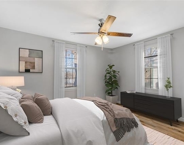 1123 W Morgan Street - Photo Thumbnail 6